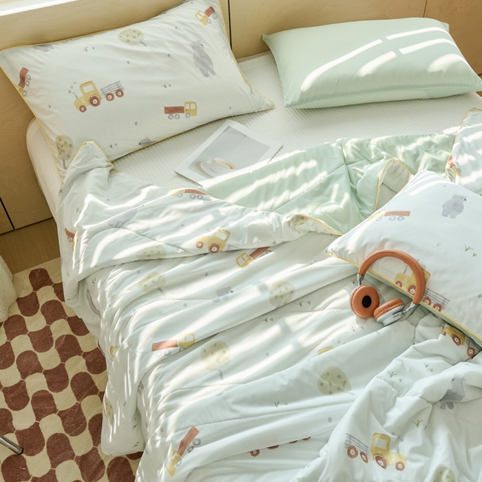 91家纺网 家纺一手货源 找家纺 吾诺家居 2024新款凉感冰柔丝印花夏被 小汽车