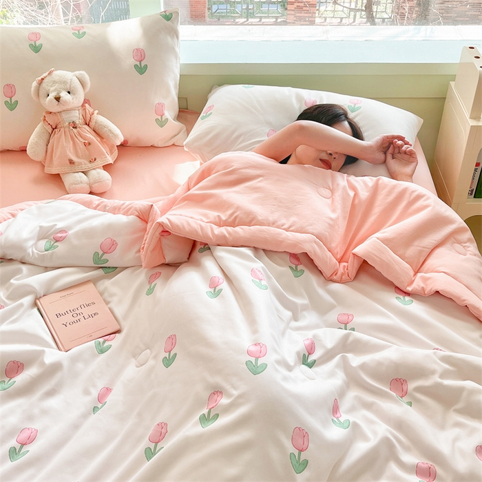 91家纺网 家纺一手货源 找家纺 古吉梦2024新款水洗棉小清新印花夏被被子被芯 夏被-粉郁盛开