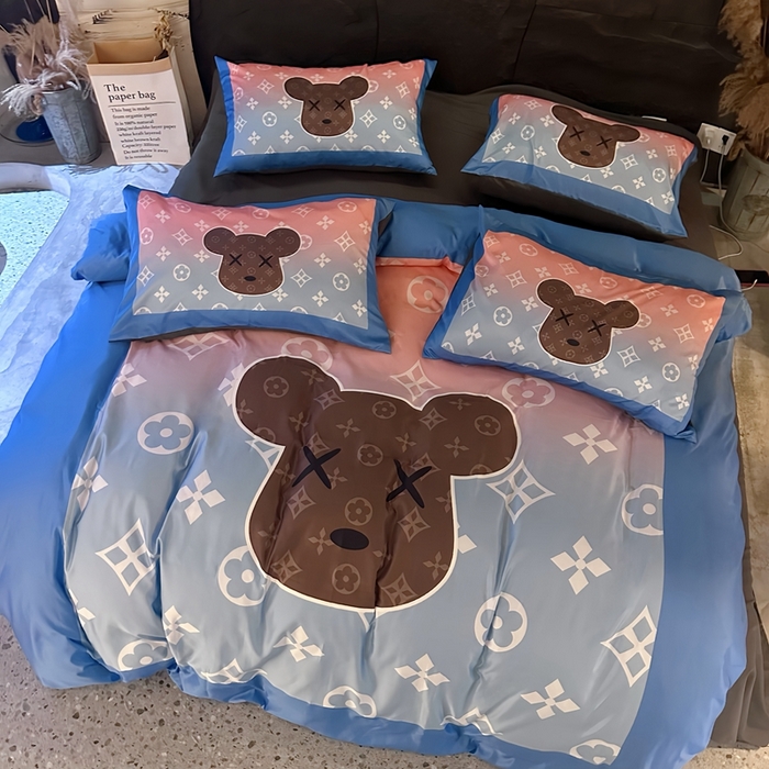 91家纺网 家纺一手货源 找家纺 丽斐纺织 2024新款双面进口冰丝数码印花四件套水洗真丝四件套 冰丝寻彩熊