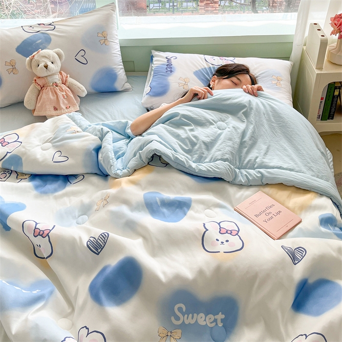 91家纺网 家纺一手货源 找家纺 古吉梦2024新款水洗棉小清新印花夏被被子被芯 夏被-爱心熊