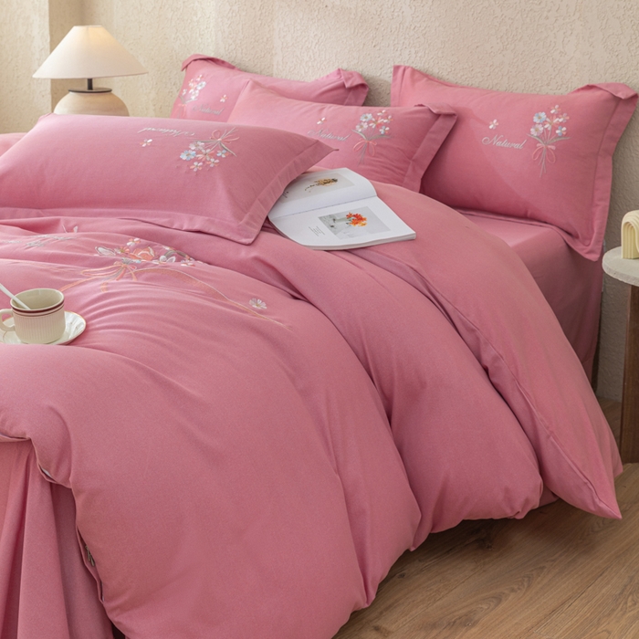 91家纺网 家纺一手货源 找家纺 绒博士 2024新款全棉磨毛暗合四件套-倾城之恋 豆沙