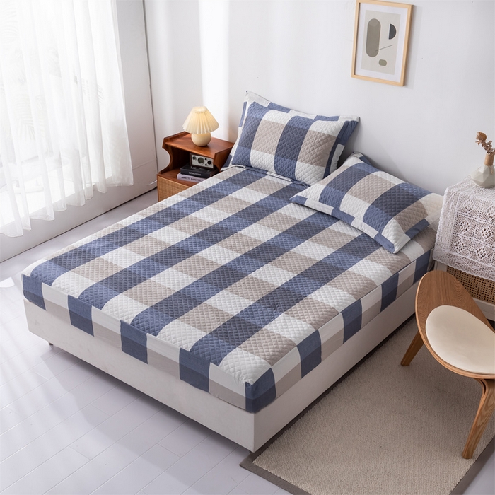 91家纺网 家纺一手货源 找家纺 优乐家纺 2025新款全棉床笠水洗纯棉夹棉绗缝加厚床笠 蓝大格