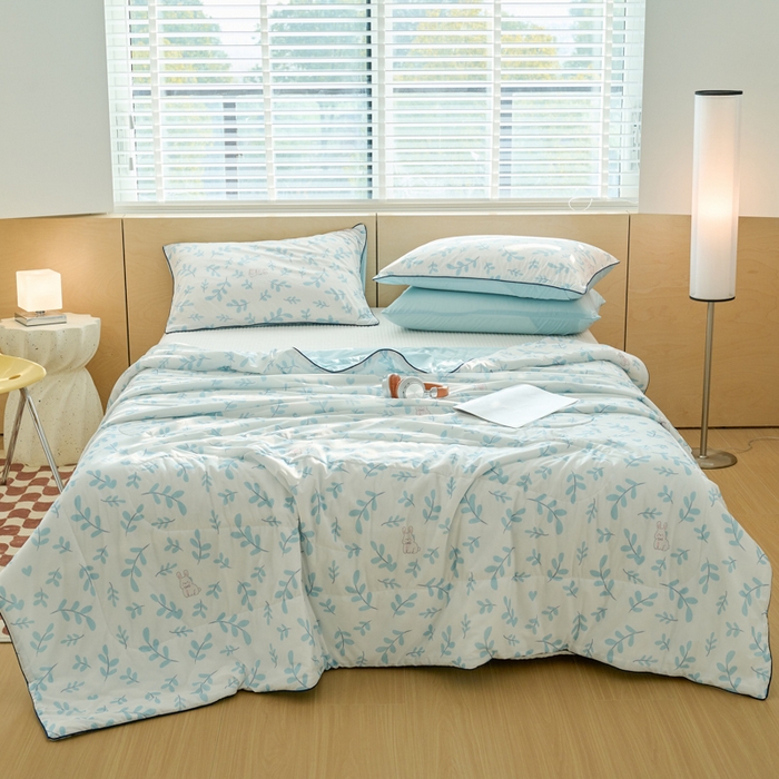 91家纺网 家纺一手货源 找家纺 吾诺家居 2024新款凉感冰柔丝印花夏被 叶子兔