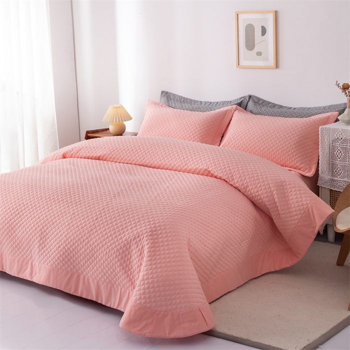 91家纺网 家纺一手货源 找家纺 优乐家纺 2025新款全棉水洗纯棉夹棉绗缝加厚四件套 爱情粉