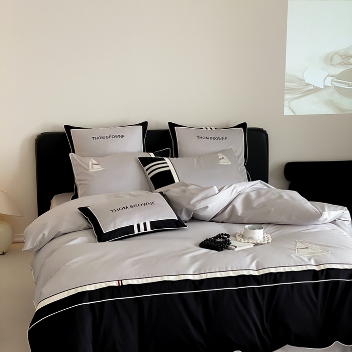 91家纺网 家纺一手货源 找家纺 MIU缪家居-2024新款100支全棉四件套-航海日记 自由号（灰）