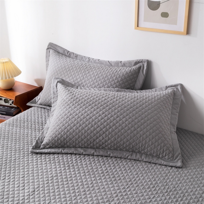 91家纺网 家纺一手货源 找家纺 优乐家纺 2025新款全棉枕套水洗纯棉夹棉绗缝加厚枕芯罩 皇宫灰