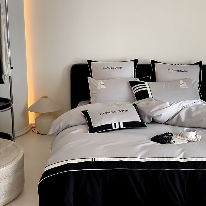 91家纺网 家纺一手货源 找家纺 MIU缪家居-2024新款100支全棉四件套-航海日记 自由号（灰）