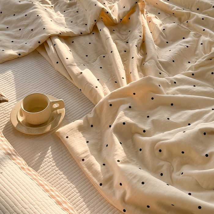 91家纺网 家纺一手货源 找家纺 洋铭区（原狠狠爱） 2024新款双层纱毛巾绣夏被 熊猫面包