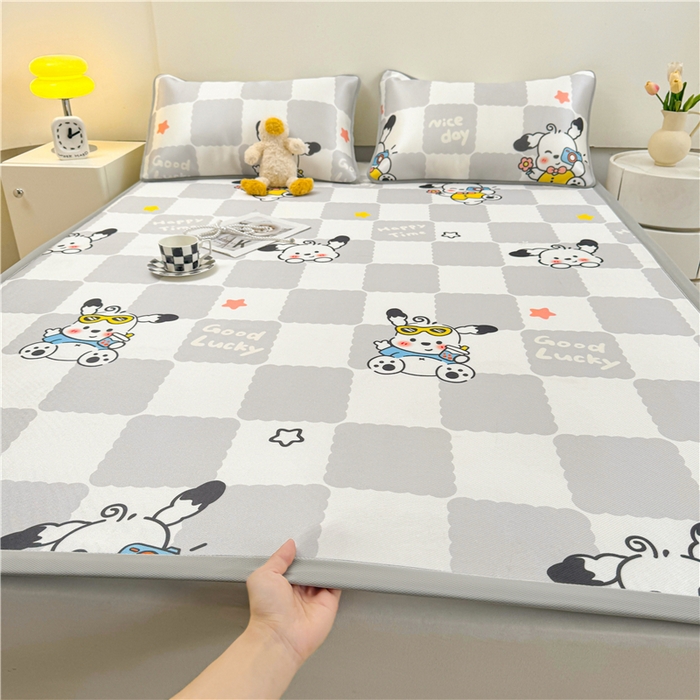 91家纺网 家纺一手货源 找家纺 喜居 2024新款碳光冰丝席冰丝凉席印花冰丝席三件套软凉席子 欢乐狗