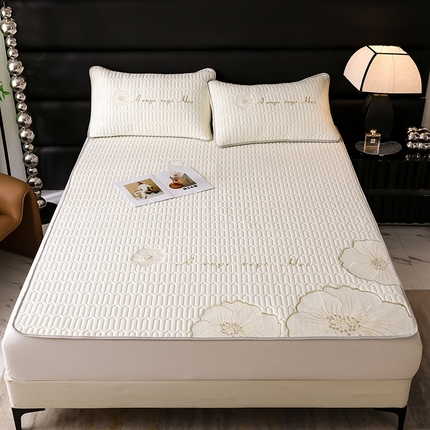 91家纺网 家纺一手货源 找家纺 你好美丽 2025新款凉感丝绣花0.6乳胶凉席三件套-盛世年华 乳白