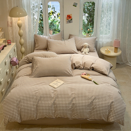 91家纺网 家纺一手货源 找家纺 喜居 2024新款全棉色织床盖四件套纯棉四件套全棉四件套床笠款四件套 小格咖