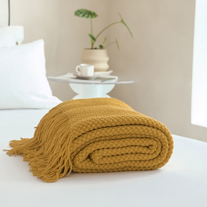 91家纺网 家纺一手货源 找家纺 朴尔家纺-毛巾被 2024年新款波波风流苏柔糯毯床尾毯沙发巾-朴尔毛巾被 波波流苏柔糯毯-姜黄