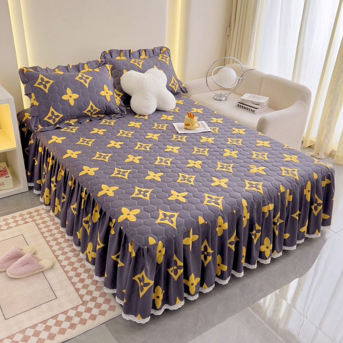 91家纺网 家纺一手货源 找家纺 情煊家纺 2024新款全棉亲肤夹棉纯色印花床裙单品系列-单床裙 轻奢范