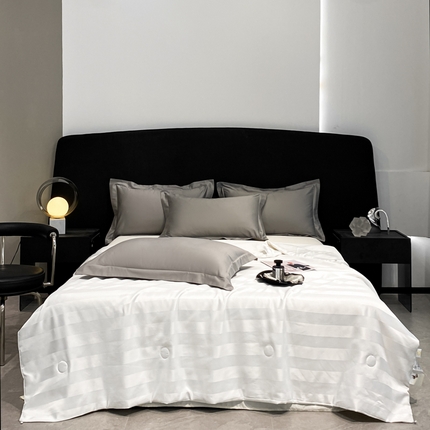 91家纺网 家纺一手货源 找家纺 （总）红嘴企鹅 2025新款简约纯色提花夏被