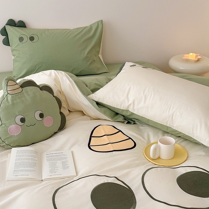 91家纺网 家纺一手货源 找家纺 （总）蜜柚 2024新款全棉水洗棉工艺贴布绣卡通四件套