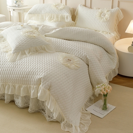 91家纺网 家纺一手货源 找家纺 （总）好儿喜 2024新款洛可可系列四件套床裙款