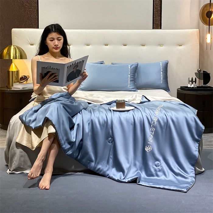 91家纺网 家纺一手货源 找家纺 （总）小久久（小九九） 2024新款水洗真丝刺绣双拼夏被四件套-山茶花