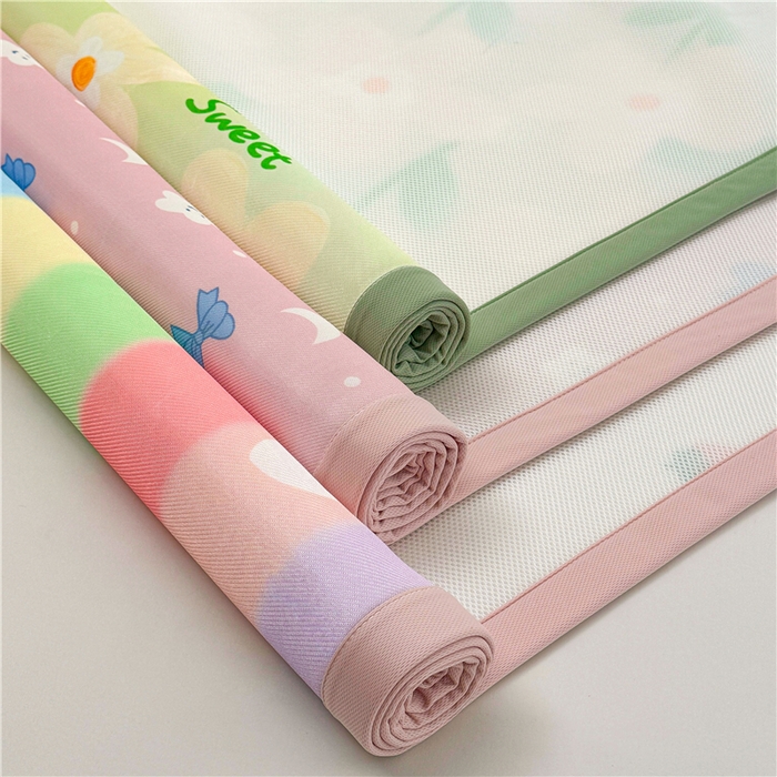 91家纺网 家纺一手货源 找家纺 喜居 2024新款碳光冰丝席冰丝凉席印花冰丝席三件套软凉席子 彩虹草莓