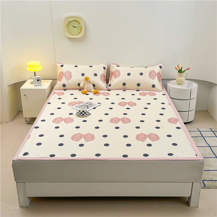 91家纺网 家纺一手货源 找家纺 喜居 2024新款碳光冰丝席冰丝凉席印花冰丝席三件套软凉席子 粉色心情