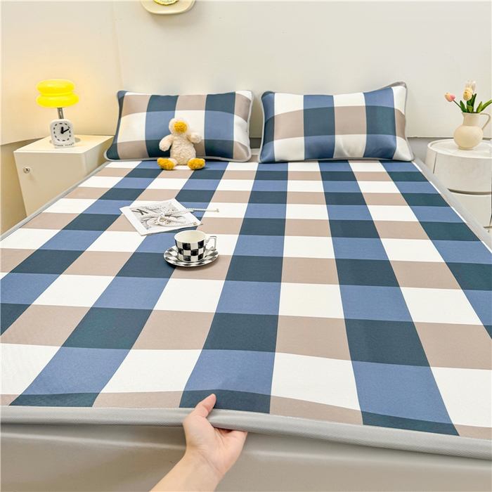 91家纺网 家纺一手货源 找家纺 喜居 2024新款碳光冰丝席冰丝凉席印花冰丝席三件套软凉席子 无印格调