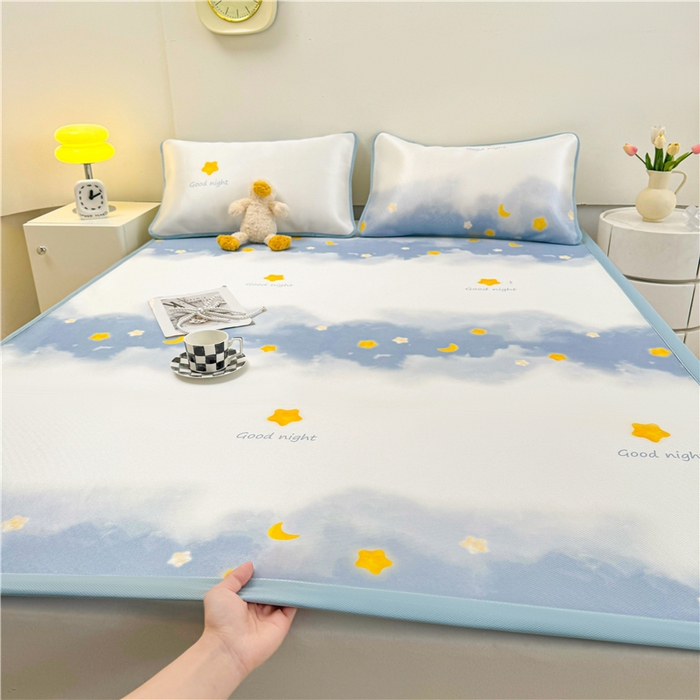 91家纺网 家纺一手货源 找家纺 喜居 2024新款碳光冰丝席冰丝凉席印花冰丝席三件套软凉席子 星河