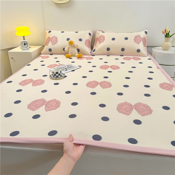 91家纺网 家纺一手货源 找家纺 喜居 2024新款碳光冰丝席冰丝凉席印花冰丝席三件套软凉席子 粉色心情