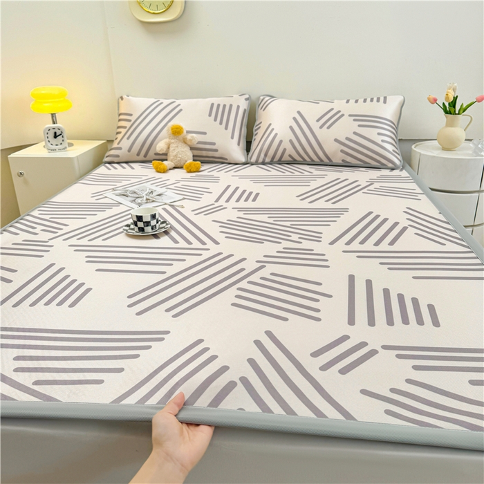 91家纺网 家纺一手货源 找家纺 喜居 2024新款碳光冰丝席冰丝凉席印花冰丝席三件套软凉席子 简约生活