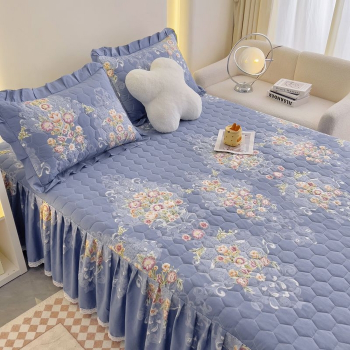 91家纺网 家纺一手货源 找家纺 情煊家纺 2024新款全棉亲肤夹棉纯色印花床裙单品系列-单床裙 锦绣花期-蓝