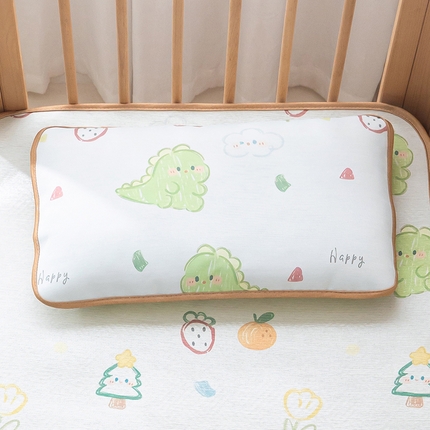 91家纺网 家纺一手货源 找家纺 嗨生活 2025新款600D冰丝枕套 儿童枕套 幼儿园枕套  假日恐龙