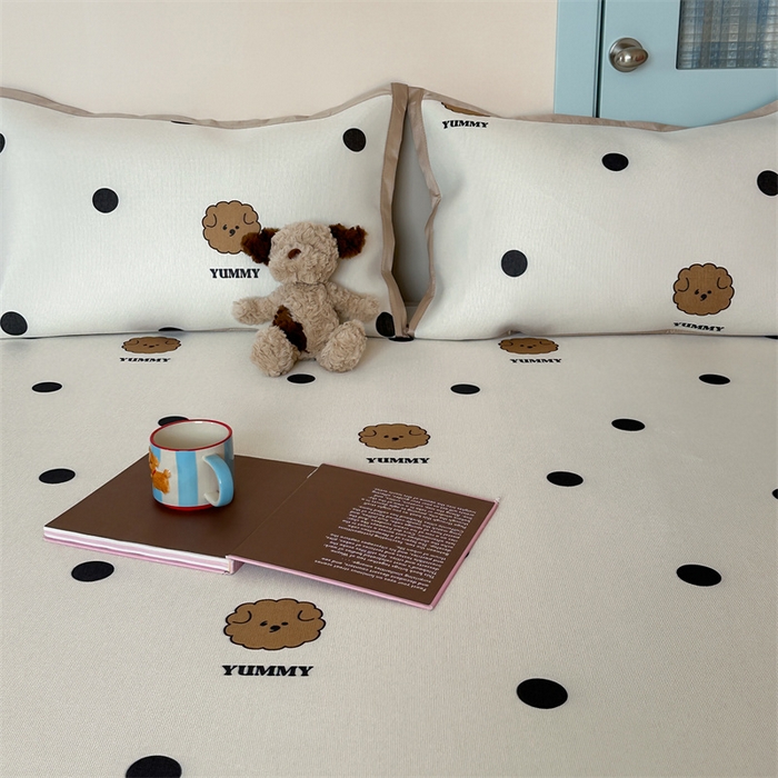 91家纺网 家纺一手货源 找家纺 三味舒屋 2025新款抗菌防螨900D养生细冰藤凉席-床席款 点点曲奇