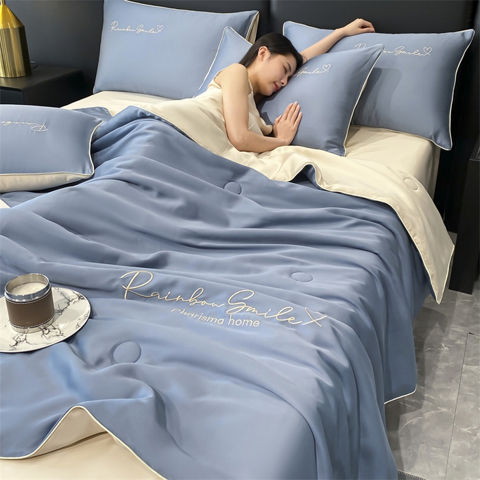 91家纺网 家纺一手货源 找家纺 （总）小久久（小九九） 2024新款水洗真丝刺绣双拼夏被四件套-心恋