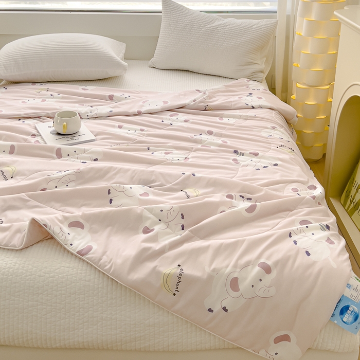 91家纺网 家纺一手货源 找家纺 久典家居 2024新款A类氨纶抗菌印花凉感丝夏被空调被 小象