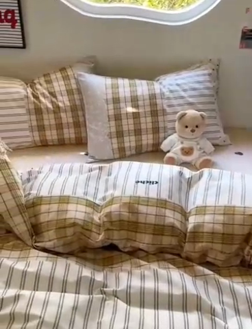 91家纺网 家纺一手货源 找家纺 田野 2024新款13372全棉INS印花四件套 森屿