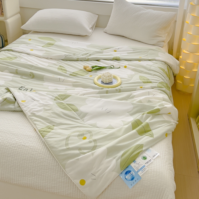 91家纺网 家纺一手货源 找家纺 久典家居 2024新款A类氨纶抗菌印花凉感丝夏被空调被 太阳花