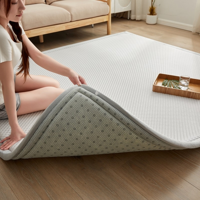 91家纺网 家纺一手货源 找家纺 锦丝钰床垫 2025新款冰豆豆多功能地铺睡垫 冰豆豆~灰