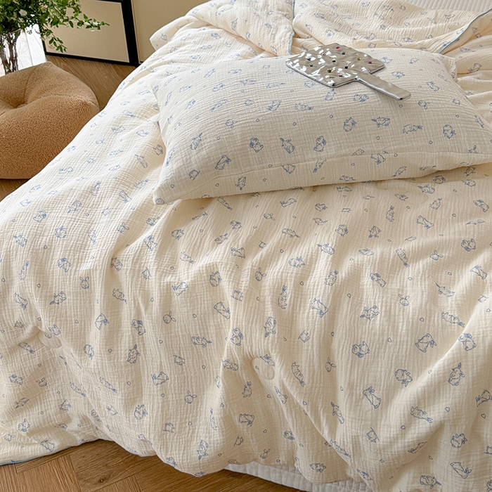 91家纺网 家纺一手货源 找家纺 萝莉家纺 2024新款全棉双层皱皱纱夏被 小玉兔