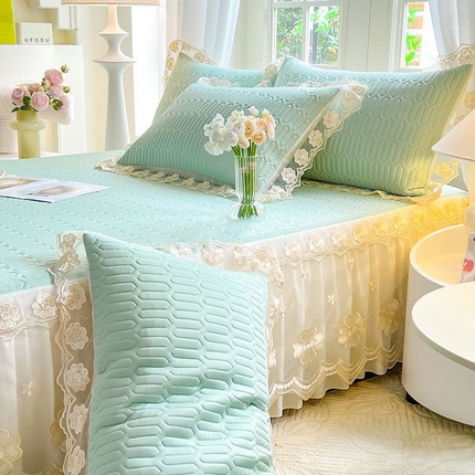 91家纺网 家纺一手货源 找家纺 花香四季家纺 2024新款0.5凉感丝厚胶质床裙凉席三件套 奶盐绿