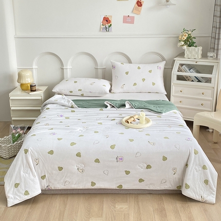 91家纺网 家纺一手货源 找家纺 有货 2024新款全棉针织印花夏被被子被芯大豆被 夏被-哈利兔