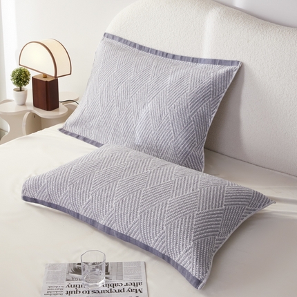 91家纺网 家纺一手货源 找家纺 （总）爱港家纺 2024新款全棉水洗抗菌枕巾防滑不缩水枕巾