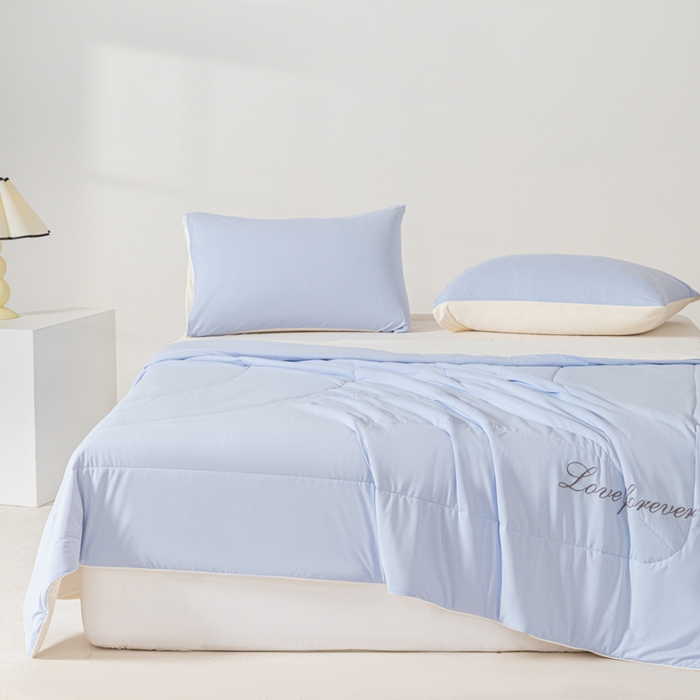 91家纺网 家纺一手货源 找家纺 佳居缘 2024新款纯色绣花冰氨夏被 梦幻蓝