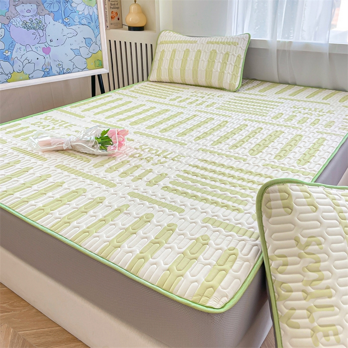 91家纺网 家纺一手货源 找家纺 布卢姆床垫 2025新款5mmA类乳胶凉席床笠套件夏被组合 简格