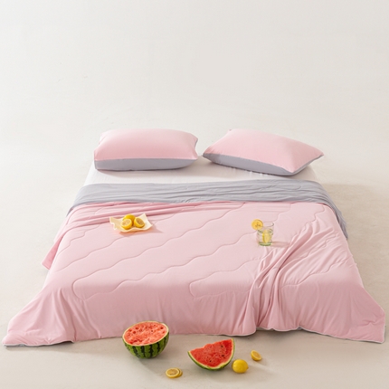 91家纺网 家纺一手货源 找家纺 佳居缘 2024新款西瓜冰柠被空调被夏被 蜜桃粉