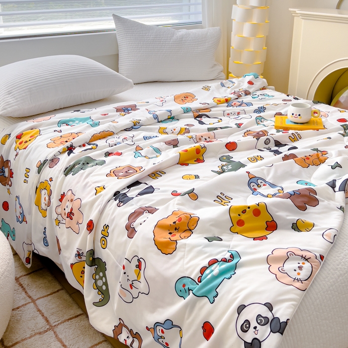 91家纺网 家纺一手货源 找家纺 久典家居 2024新款A类氨纶抗菌印花凉感丝夏被空调被 动物乐园