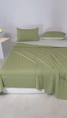 91家纺网 家纺一手货源 找家纺 佳居缘 2024新款纯色绣花冰氨夏被 橄榄青