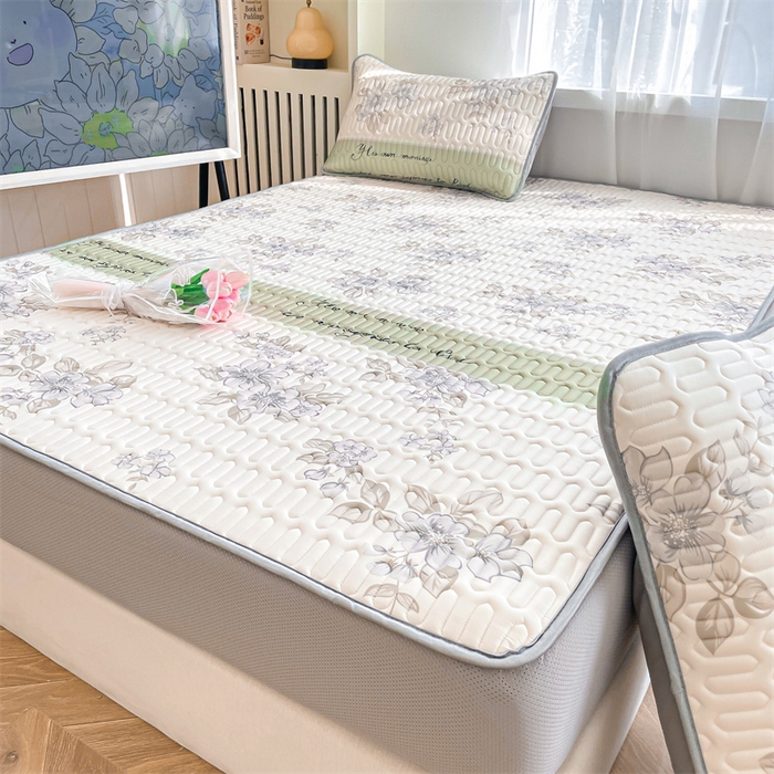 91家纺网 家纺一手货源 找家纺 布卢姆床垫 2025新款5mmA类乳胶凉席床笠套件夏被组合 花艺人间