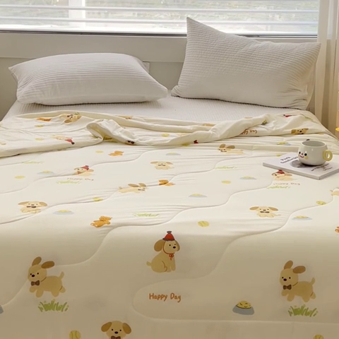 91家纺网 家纺一手货源 找家纺 久典家居 2024新款A类氨纶抗菌印花凉感丝夏被空调被 欢乐狗