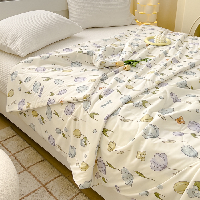 91家纺网 家纺一手货源 找家纺 久典家居 2024新款A类氨纶抗菌印花凉感丝夏被空调被 花语