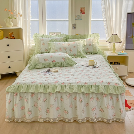 91家纺网 家纺一手货源 找家纺 （总）宜凡家纺 2024新款复古双拼全棉印花夹棉床笠式床裙三件套