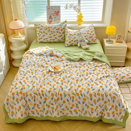 91家纺网 家纺一手货源 找家纺 妖妖家纺 2024新款有氧水洗泡泡棉印花四套泡芙棉夏被四件套 郁金朵朵