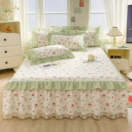 91家纺网 家纺一手货源 找家纺 （总）宜凡家纺 2024新款复古双拼全棉印花夹棉床笠式床裙三件套